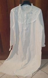 camicia da notte vintage con ricamo