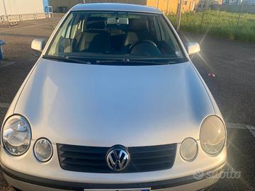 VOLKSWAGEN Polo 4ª serie - 2003