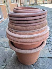 14 vasi da giardino o terrazza