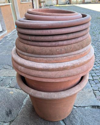 14 vasi da giardino o terrazza