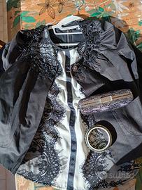 Giacchina elegante+camicetta +pochette+bracciale.