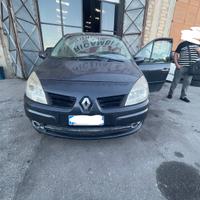 Ricambi Renault Scenic 1.9 dCi 130cv del 2007