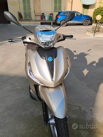 Piaggio Beverly 300 i.e. 04/2023