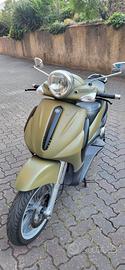 Piaggio Beverly 500