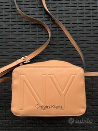 Borsetta di pelle a tracolla Calvin Klein 