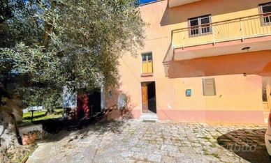 Casa semindipendente in c.da Gorgofreddo-Monopoli