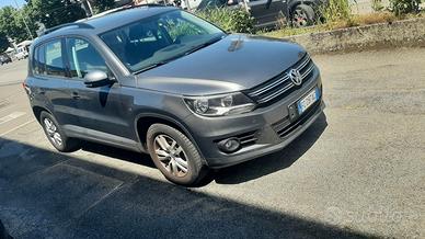 Auto tiguan 2.0 tdi