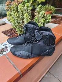 Scarpe da moto numero 42