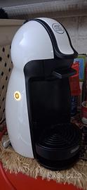 macchina del caffè Dolcegusto Nescafé Delonghi 