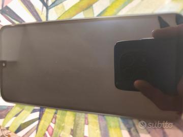 Samsung A16 8 GB + 256 GB 