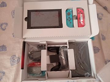 Nintendo Switch + Giochi e Accessori