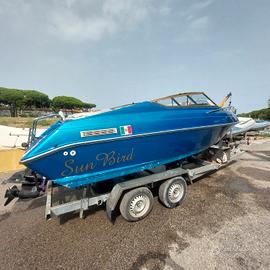 Motoscafo semicabinato entrofuoribordo OMC Cobra