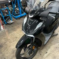 SH150 ANNO 2023 KM 1300