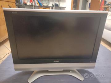 TV LCD Sharp 32 pollici 