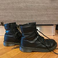 Dr. Martens 