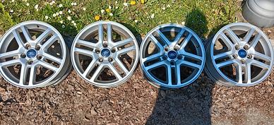 Cerchi in lega Ford da 16 