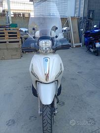 Piaggio Beverly S 300 2019 ABS-ASR - 15.277 km