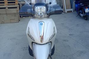 Piaggio Beverly S 300 2019 ABS-ASR - 15.277 km