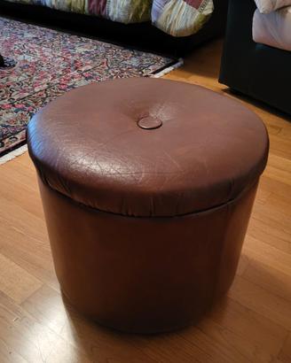 Pouf Vintage in Pelle Marrone – Design & Qualità
