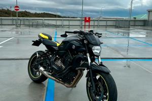 Moto Yamaha MT-07