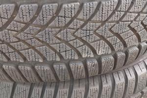 225/55 R18 102H Dunlop invernali