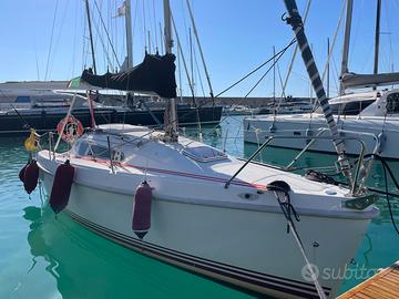 Barca a vela DELPHIA 24