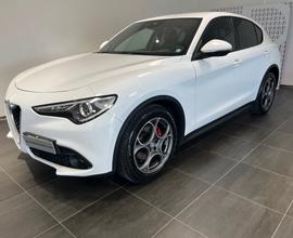 Alfa Romeo Stelvio 2.2 Turbodiesel 190 CV AT8 RWD 