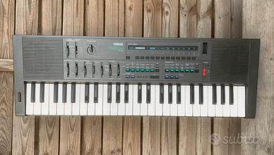 Tastiera Yamaha PortaSound MK-100 elettronica