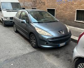 Peugeot 207 1.4 benzina anno 2006
