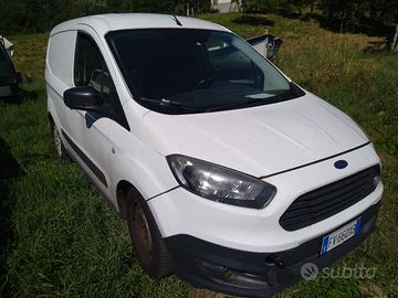 Ford courrier 