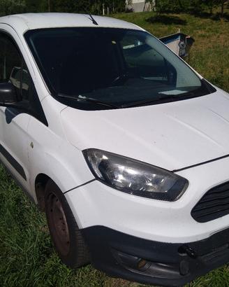Ford courrier 