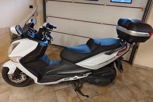 Scooter Sym Joymax 300