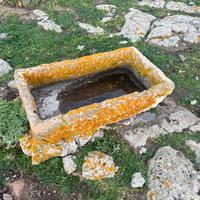 Laccu in pietra
