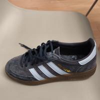 Adidas spezial