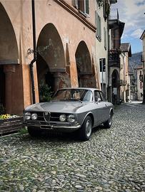 Alfa Romeo GT 1750 Veloce