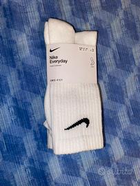 Calze Nike nuove – originali – bianche (unisex)
