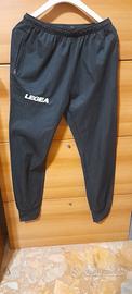 pantaloni tuta legea