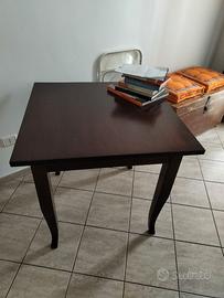 Tavolo in legno