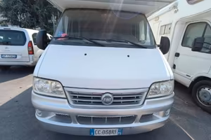 Camper modello Adria Coral