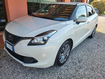 Suzuki Baleno 1.2 Hybrid B-Top