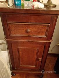 Comodino in legno epoca vintage