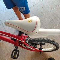 Bici Ferrari bambino 16