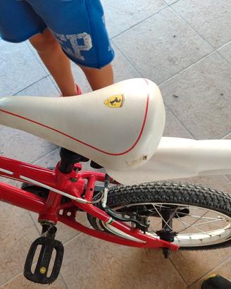 Bici Ferrari bambino 16