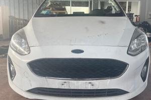 Ricambi parte anteriore + kit airbag Ford Fiesta.