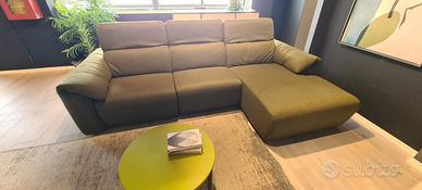 Divano con penisola dx