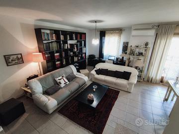 Casa semi-indipendente a Luna e Sole con giardino