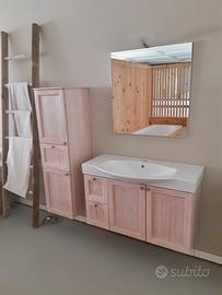 BAGNO MODERNO ROSA CON COLONNA E LAVABO