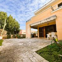 PORZIONE DI QUADRIFAMILIARE A ANZIO
