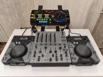 Pioneer RMX-1000 con custodia UDG