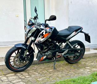 KTM DUKE abs  11/2015
